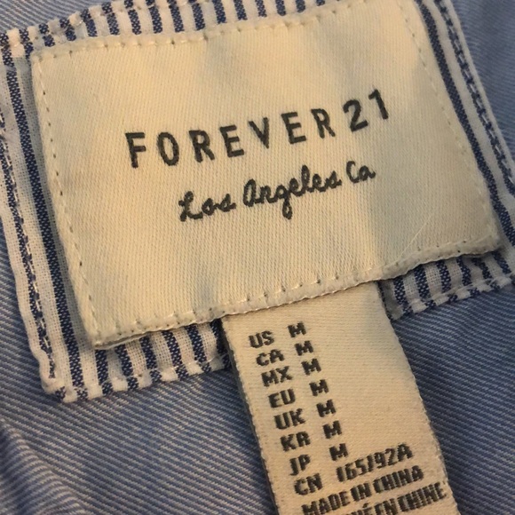 Light blue button down - Picture 3 of 4